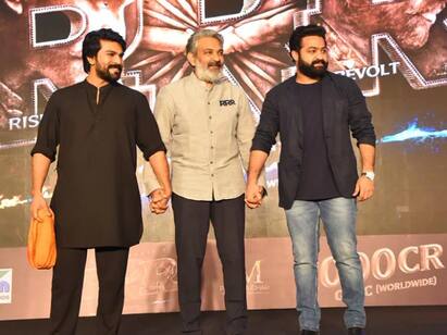 RRR movie crossed 1000 crore  Success party in mumbai RRR : ரூ.1000 கோடி வசூல் படைத்து ஆர்ஆர்ஆர் சாதனை.. அமீர்கானுடன் கொண்டாடிய படக்குழு...!