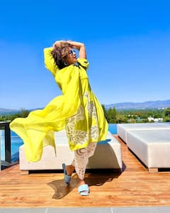 IN PICS: Priyanka Chopra Gets Goofy In Yellow Salwar-Suit, Fans Go Gaga Over Desi Girl