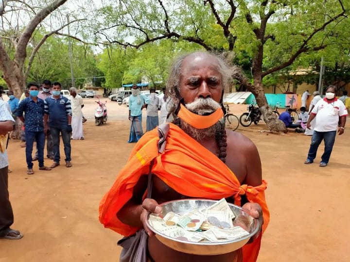 இலங்கையில்  பொருளாதார நெருக்கடி - முதல்வரின் பொதுநிவாரண நிதிக்கு 20 ஆயிரம் ரூபாய் வழங்கிய யாசகர் !