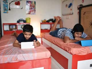 Siblings Day 2022: Honour And Celebrate The Bond Between Siblings On April 10 — Know History