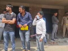 Hardoi News: खेत पर काम कर रहे दो किसानों को शराब बताकर पिलाया जहरीला सैनिटाइजर, मौत के बाद परिवार ने बताई ये बात