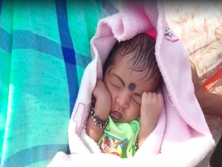 Kurnool Dhone Parents left new born girl child in yashoda hospital Kurnool News : పుట్టిన అరగంటలోనే, ఆడ బిడ్డను ఆసుపత్రిలో వదిలివెళ్లిపోయిన తల్లి