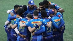 MI vs RCB: મુંબઈને સતત મળી રહેલી હાર બાદ આ દિગ્ગજ ક્રિકેટર જીતનો મંત્ર આપવા મેદાનમાં આવ્યો
