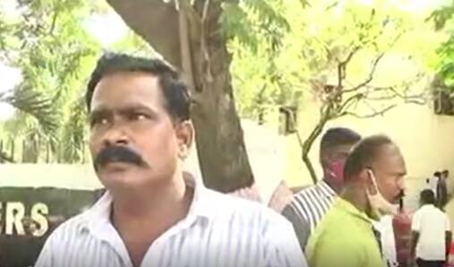 Nellore Police Protest in Front of Office: ఉద్యోగుల బదిలీలపై తీవ్ర విమర్శలు, ఆరోపణలు | ABP Desam