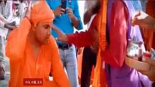 Sitapur priest denies apologising over rape threat against muslim women இஸ்லாமியப் பெண்களுக்கு எதிராகப் பாலியல் மிரட்டல்: மன்னிப்பு கேட்க மறுத்த சாமியார்