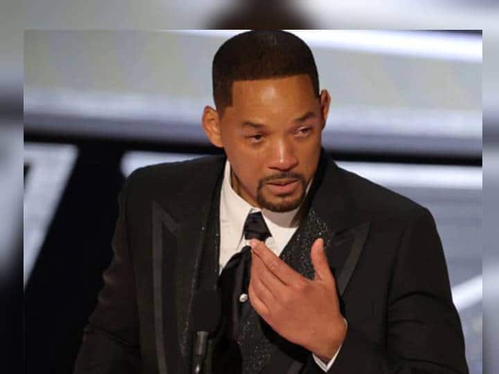 BREAKING Will Smith banned 10 years attending the Oscars other academy event, following slap Chris Rock Academy Awards Will Smith Banned: थप्पड प्रकरण विल स्मिथला भोवलं, 10 वर्षांसाठी अभिनेत्यावर ‘ऑस्कर’ बंदी!