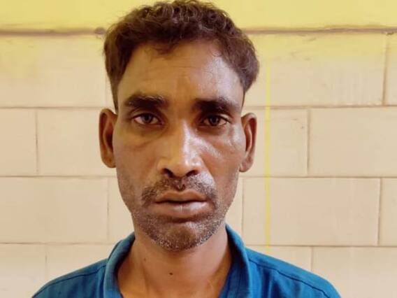 Chhattisgarh: महिला के प्यार में सनकी आशिक ने दिया सनसनीखेज वादरात को अंजाम, 4 साल के मासूम को श्मशान घाट में जिंदा जलाया Chhattisgarh: महिला के प्यार में सनकी आशिक ने दिया सनसनीखेज वादरात को अंजाम, 4 साल के मासूम को श्मशान घाट में जिंदा जलाया