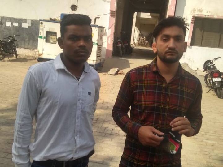 Baghpat Police Action on two fake students and Principal of college during exam ann Baghpat News: बागपत के इस कालेज में पकड़े गए दो 'मुन्ना भाई', प्रिंसिपल पर हुई ये कार्रवाई