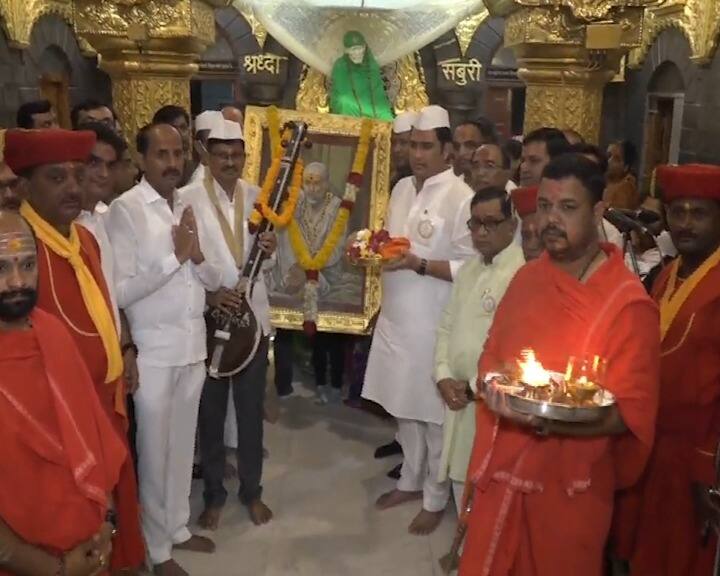 Ram Navami 2022 ram navami festival in shirdi maharashtra Ram Navami 2022 : शिर्डीत तीन दिवसीय रामनवमी उत्सवाला प्रारंभ; मंदिरावर आकर्षक विद्युत रोषणाई, पालख्यांच्या आगमनाने साईनगरीत उत्साह