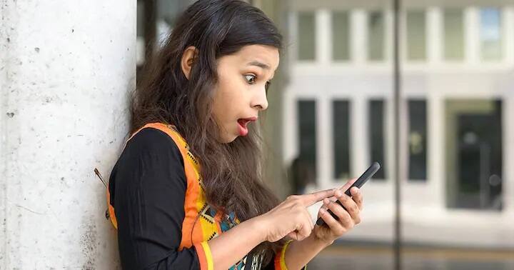 best recharge plan of vi for watch ipl online in mobile stream with disney plus hotstar app મોબાઇલમાં ફ્રીમાં IPL જોવા માટે વૉડાફોન-આઇડિયાનો આ છે એકદમ સસ્તો ને સારો પ્લાન, જાણો રિચાર્જ વિશે.......