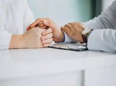 Term Insurance ખરીદવાનું વિચારી રહ્યા છો તો આ બાબતોનું રાખો ધ્યાન, ભવિષ્યમાં નહી થાય કોઇ પરેશાની