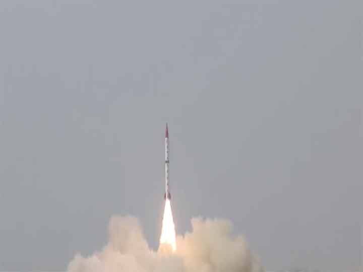 Pakistan successfully test-fires ballistic missile Shaheen III amid political crisis Imran Khan राजनीतिक संकट के बीच पाकिस्तान ने किया बैलिस्टिक मिसाइल शाहीन-III का परीक्षण, जानें क्या रहा नतीजा?
