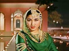 मीना कुमारी की बायोपिक बनाएंगे हंसल मेहता, इस बॉलीवुड एक्ट्रेस को करने वाले हैं कास्ट