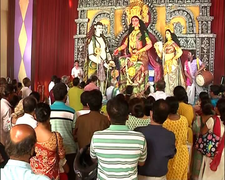 ১৮৫০ সালে সাবর্ণ রায়চৌধুরীদের বাড়িতে অন্নপূর্ণা মন্দির প্রতিষ্ঠা হয়। পশুবলির পরিবর্তে বর্তমানে সব্জি ও ফল বলি দেওয়া হয়।