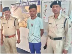 Chhattisgarh: कॉलेज के कार्यक्रम में छात्र ने शराब पीकर किया हंगामा, पकड़ लिया प्रिंसिपल का कॉलर