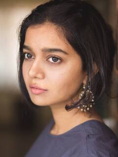 Swathi Reddy clicks: தெத்துப்பல் அழகி சுவாதுயின் க்யூட் ஸ்வீட் க்ளிக்ஸ்