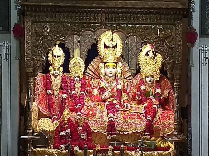 इस बार रामलला के प्रसाद का पैकेट भी बनाए जाएंगे, जो दर्शनार्थियों को दिया जाएगा. इस बार कलश स्थापना की गई है वो चांदी की चौकी पर हुई है. चांदी का कलश भी है जिसकी स्थापना करके विधि विधान से पूजा की जा रही है. इसका विसर्जन रामनवमी को किया जाएगा.
