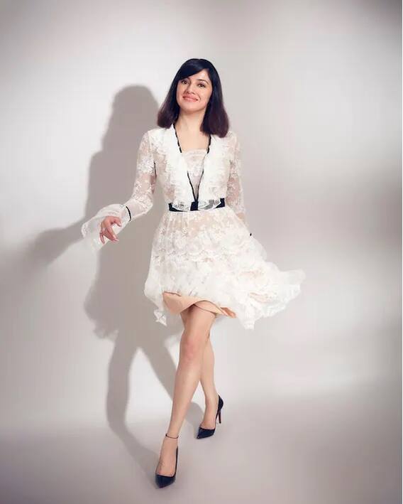 Divya Khosla Kumar wearing a white frock is no less than a Barbie doll, see pictures