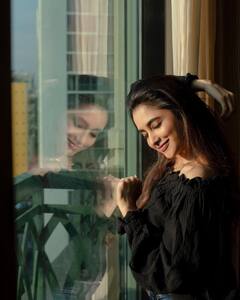 Priyanka Mohan Latest Photos: பூங்காற்றே பூங்காற்றே பூப்போல வந்தாள் இவள்.. பிரியங்கா மோகனின் லேட்டஸ்ட் போட்டோஸ்..!