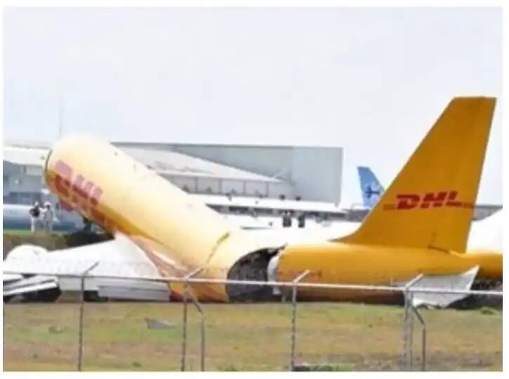 DHL Aircraft Split In Two During Emergency Landing AT Juan Santamaria International Airport Watch: ઈમરજન્સી લેન્ડિંગ દરમિયાન કાર્ગો વિમાન બે ભાગમાં તૂટી ગયું, વીડિયો જોઈને દંગ રહી જશો