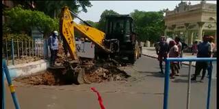 Hooghly News: চন্দননগরে ধস মেরামতি করতে গিয়ে দেখা মিলল সুড়ঙ্গর, কী রয়েছে সেখানে?