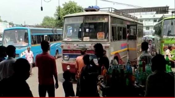 Fuel Price Hike: জ্বালানি তেলের লাগাতার মূল্যবৃদ্ধি, বাস ভাড়া বাড়ানোর দাবি বেসরকারি বাস মালিক সংগঠনের।Bangla News