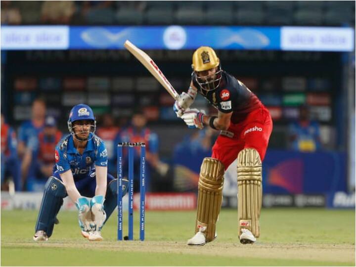 IPL 2022: RCB Takes Jibe After Virat Kohli's Controversial Dismissal Against Mumbai IPL 2022: RCB Takes Jibe After Virat Kohli's Controversial Dismissal Against Mumbai