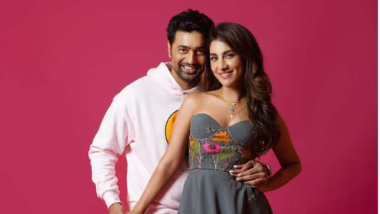 dev and rukmini maitra's kishmish promotion in metro, know in details Kishmish Promotion: পোশাকে রংমিলন্তি, রবিবার সকালে মেট্রোয় 'কিশমিশ'-এর প্রচারে দেব-রুক্মিণী