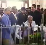 Pakistan News: Shahbaz Sharif files nomination for PM post | ABP News