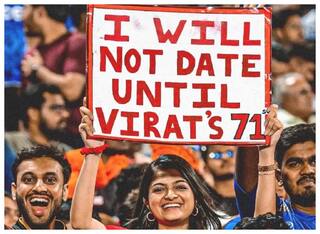 IPL 2022: मुंबई के खिलाफ मैच में विराट कोहली की फीमेल फैन ने पोस्टर में लिखा कुछ ऐसा, सोशल मीडिया पर हुई वायरल