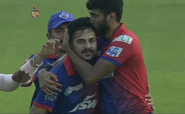 KKR vs DC: Shardul Thakur made an impossible catch and dismissed Rahane on ball of Khaleel Ahemad KKR vs DC: શાર્દુલ ઠાકુરે 50 મીટર દોડીને અસંભવ લાગતો કેચ કર્યો, સો.મીડિયામાં થઈ પ્રસંશા, જુઓ એ રોમાંચક ક્ષણ...