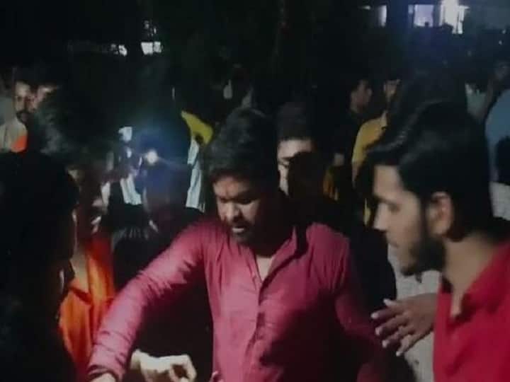 Violence Erupts In JNU Over Non-Veg Food On Ram Navmi, AISA, ABVP Trade Charges After Students Injured Violence Erupts In JNU Over Non-Veg Food On Ram Navmi, AISA, ABVP Trade Charges After Students Injured