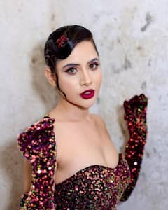 फॅशनचा कहर; उर्फीने घातला सेफ्टी पिनने बनलेला ड्रेस!