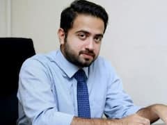 Pakistan Political Crisis: अपनों को मुश्किलों में छोड़ इस्लामाबाद से भागे इमरान खान, अर्सलान खालिद के घर देर रात हुई छापेमारी