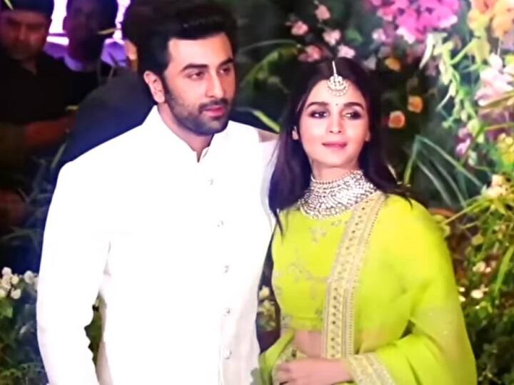 Know About Ranbir Kapoor and Alia Bhatt Wedding Details Wedding venue Menu and Guest List Ranbir-Alia Wedding: गेस्ट लिस्ट से मैन्यू लिस्ट तक...यहां पढ़ें रणबीर-आलिया की शादी की पूरी डिटेल