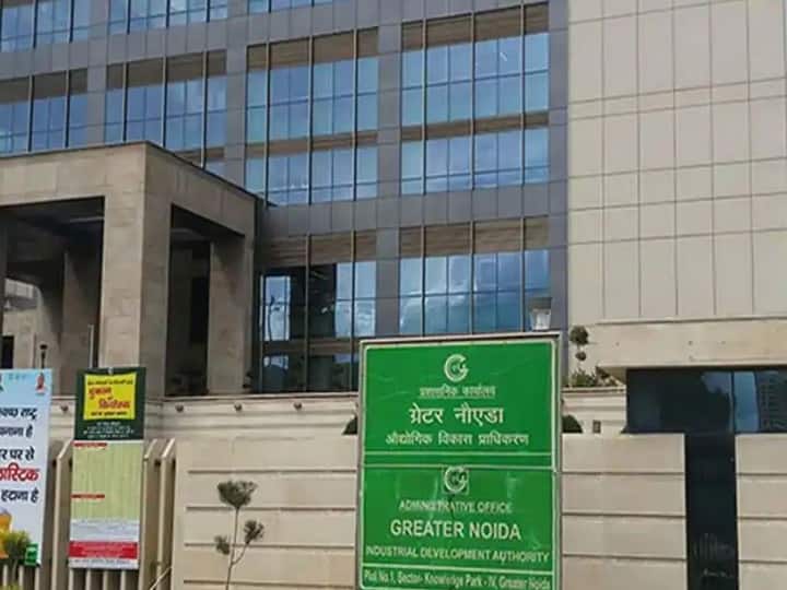 Greater Noida Authority will make 8 villages Smart Village and the problem of waterlogging will solve ANN Noida Smart Village: ग्रेटर नोएडा के इन गांवों में होने वाला है बड़ा बदलाव, जानिए कैसे बदलेगी 8 गांवों की सूरत