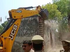 Azamgarh News: माफिया मुख़्तार अंसारी गैंग के सदस्यों पर ताबड़तोड़ कार्रवाई, अब इनामी गैंगस्टर अनुज कनौजिया के घर पर चला बुलडोजर