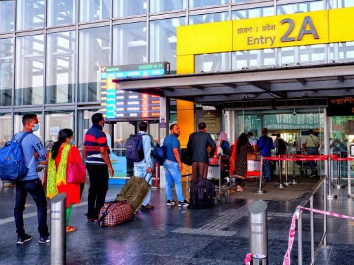 Domestic Air Passenger Traffic In FY22 Up 59%, 40% Lower Than Pre-Pandemic Levels: ICRA Domestic Air Passenger Traffic In FY22 Up 59%, 40% Lower Than Pre-Pandemic Levels: ICRA