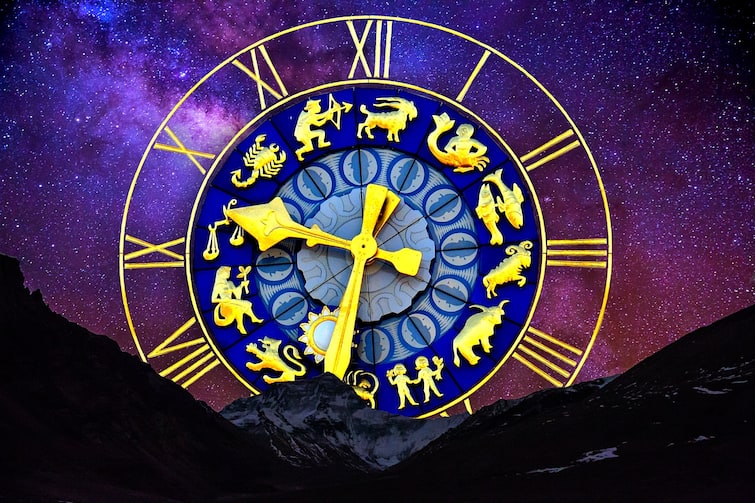 Weekly Horoscope 11 April to 17 April 2022 Libra, Aries, Pisces and other signs check the astrological prediction in Marathi Weekly Horoscope (11 April to 17 April 2022) : या आठवड्यात बदलणार ग्रहांच्या राशी, सगळ्यांवर होणार परिणाम! जाणून घ्या या आठवड्याचं राशीभविष्य...