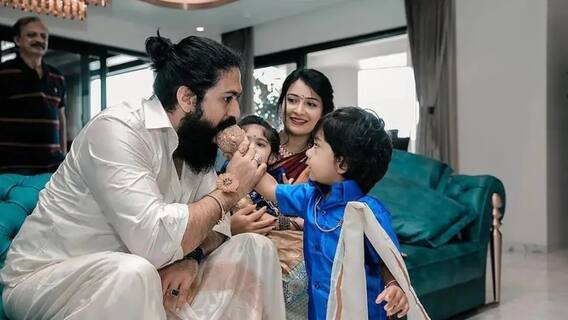 KGF star Yash lives in this luxurious house with wife Radhika Pandit and two children, see photo