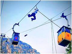 देवघर रोपवे हादसा: अब तक 32 लोग बचाए गए, 3 लोगों की मौत, सुबह फिर शुरू होगा रेस्क्यू ऑपरेशन