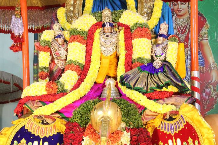హంస వాహనంపై సీతాలక్ష్మణ సమేత శ్రీ రాముడు