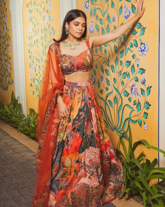 Photo: Bhumi Pednekar is looking heavier than sister 'Samiksha', see photo