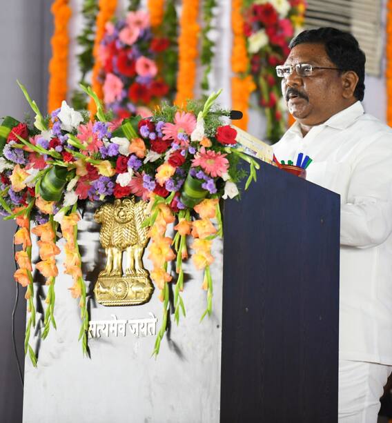 Peedika Rajanna Dora Oath Taking Ceremony as A Minister: తొలిసారి మంత్రి పదవి చేపట్టిన రాజన్నదొర