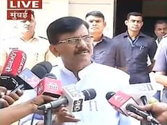 Sanjay Raut : राजभवनात जुन्या तारखेची कागदपत्रं तयार करण्याचा प्रयत्न, संजय राऊतांचा गंभीर आरोप
