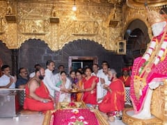 PHOTO : शिर्डीत दहीहंडी फोडून रामनवमी उत्सवाची सांगता