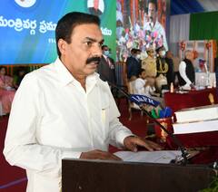 Kakani Govardhan Swears as a Minister: కొత్తమంత్రిగా కాకాణి గోవర్థన్ రెడ్డి ప్రమాణ స్వీకారం|ABP Desam