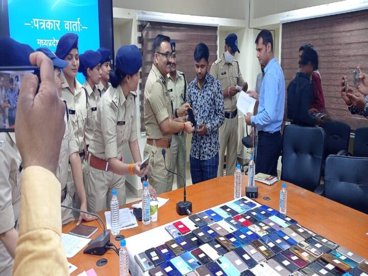 Don't worry if mobile disappears, MP Police will help you ANN MP News: अगर आपका मोबाइल गायब हो जाए तो न हों परेशान, एमपी पुलिस करेगी आपकी मदद, ऐसे करें आवेदन
