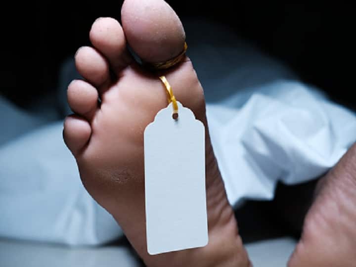 AHMEDABAD: body of a woman was found in  Nikol અમદાવાદઃ નિકોલમાં સોસાયટીના ભોંયરામાંથી સળગેલી હાલતમાં મહિલાનો મૃતદેહ મળ્યો