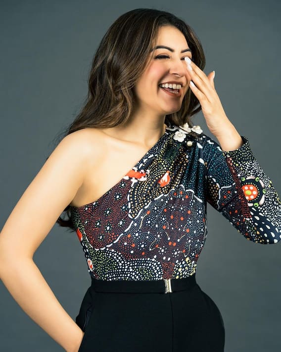 Hansika Motwani: Hansika's glamorous look in bodycon dress is wooing fans